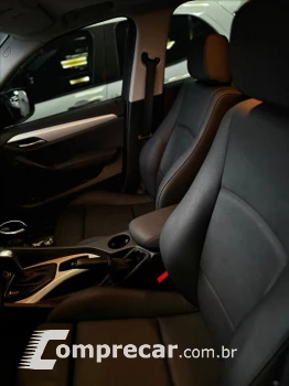 X1 2.0 16V GASOLINA SDRIVE18I 4P AUTOMÁTICO