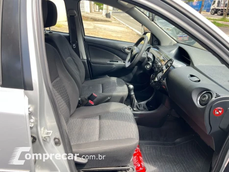 ETIOS XLS Sedan 1.5 Flex 16V 4p Mec.