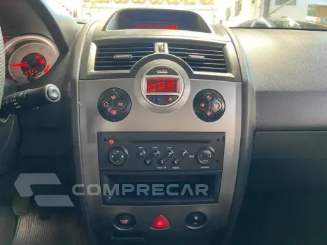 MEGANE SEDAN DYNAMIQUE 1.6 16V 4P