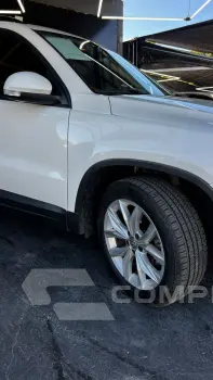 Tiguan 1.4 16V 4P TSI TURBO DSG AUTOMÁTICO