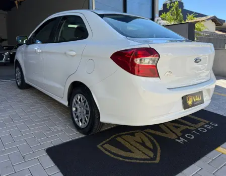 Ka+ Sedan 1.0 SE/SE PLUS TiVCT Flex 4p