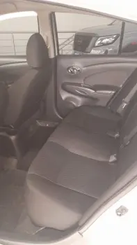 Versa Sedan 1.6 16V 4P FLEX SL