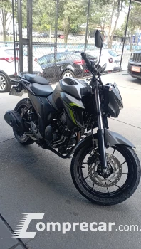 YAMAHA FZ25 FAZER