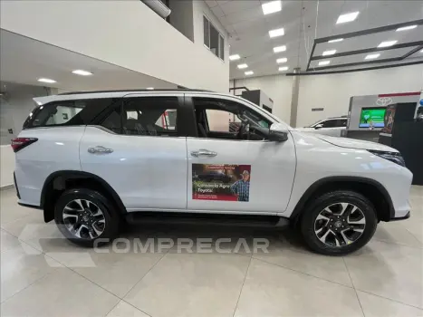 HILUX SW4 2.8 D-4d Turbo SRX Platinum 7L 4X4