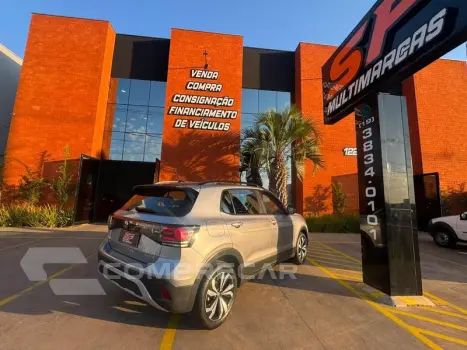 T CROSS TSI