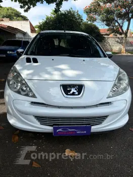 PEUGEOT 207 1.4 XR 8V 4 portas