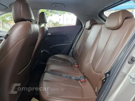 Golf 1.6Mi/ 1.6Mi Gener./Black & Silver