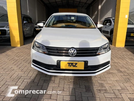 Jetta 2.0 4P CONFORTLINE TIPTRONIC AUTOMÁTICO