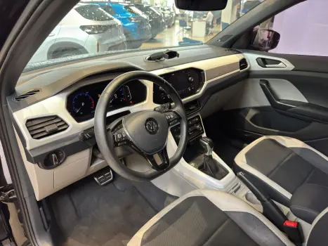 T-Cross 1.4 4P 250 TSI FLEX HIGHLINE AUTOMÁTICO