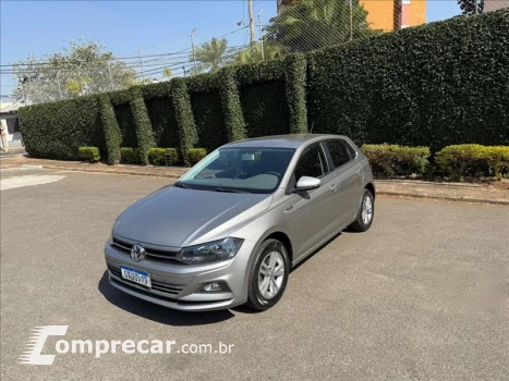 Volkswagen POLO 1.0 200 TSI Comfortline 4 portas