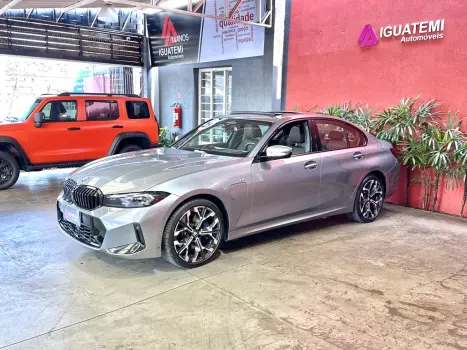 BMW 330e 2.0 16V TURBO HÍBRIDO M SPORT AUTOMÁTICO 4 portas