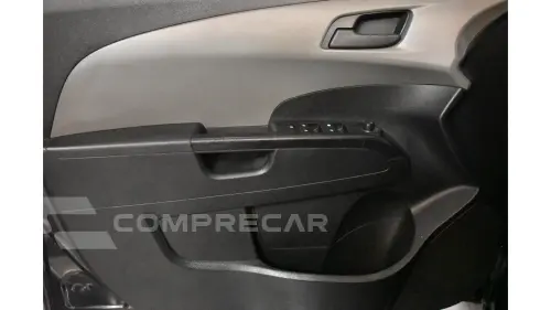 SONIC HATCH - 1.6 LT 16V 4P MANUAL