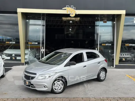 CHEVROLET ONIX 1.0 MPFI JOY 8V FLEX 4P MANUAL 4 portas