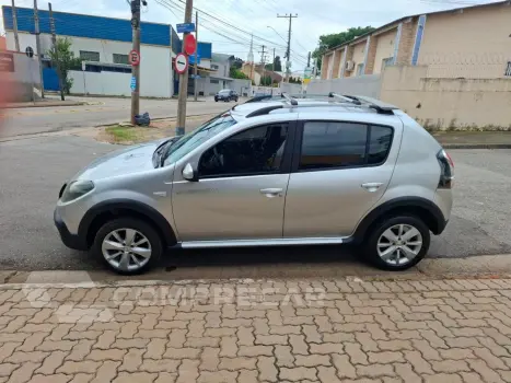 Sandero 1.6 STEPWAY 16V FLEX 4P AUTOMÁTICO