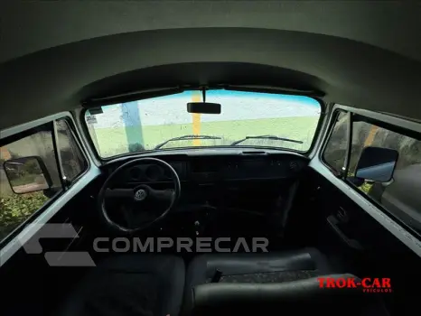 KOMBI 1.6 MI STD Lotação 8V