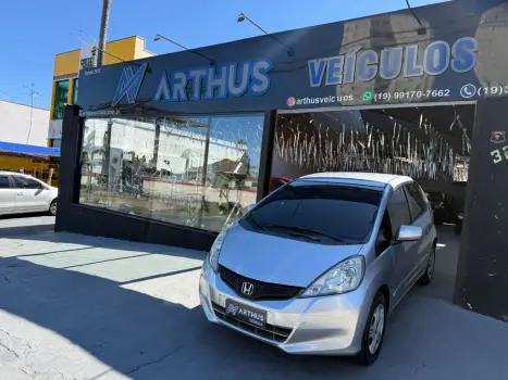 Honda Fit DX 1.4 Flex 16V 5p Mec. 4 portas