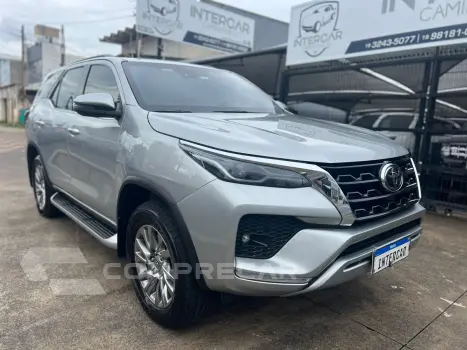 HILUX SW4 2.8 D-4d Turbo SRX 7L 4X4