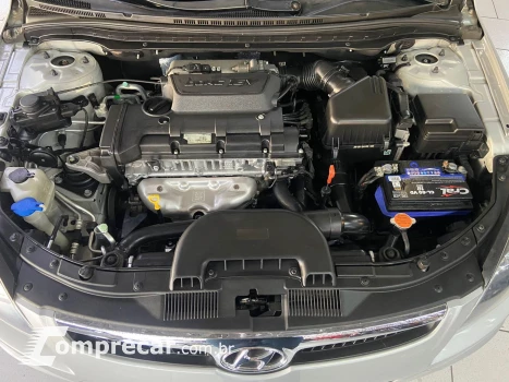 Hyundai I30 2.0 Mpi 16V Gasolina 4P Automático 4 portas
