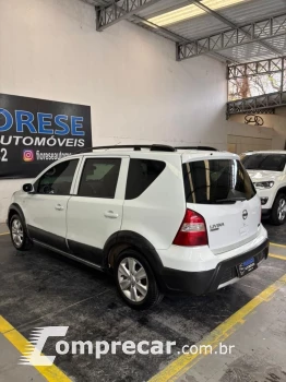 NISSAN LIVINA 1.8 SL X-GEAR 16V