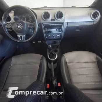 SAVEIRO 1.6 Cross CD 16V