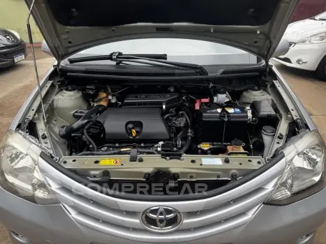 Etios Sedan 1.5 16V 4P FLEX XS