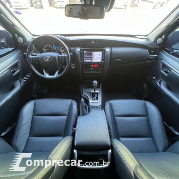 Hilux SW4 SRX 4x4 2.8 TDI 16V Dies. Aut.