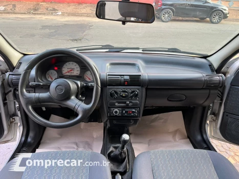 CORSA 1.0 EFI Wind 8V