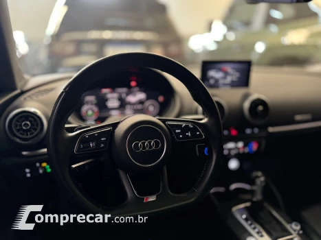 A3 2.0 TFSI Sedan Performance Black
