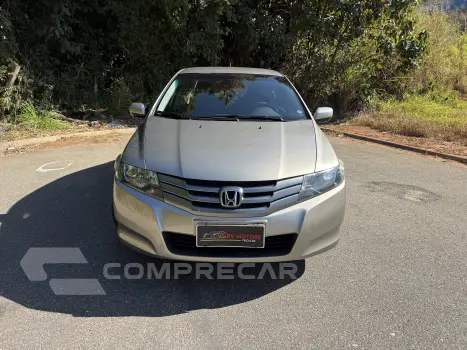 CITY 1.5 DX Sedan 16V