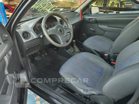 CELTA 1.0 MPFI Life 8V