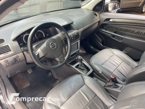 VECTRA 2.0 MPFI GT Hatch 8V