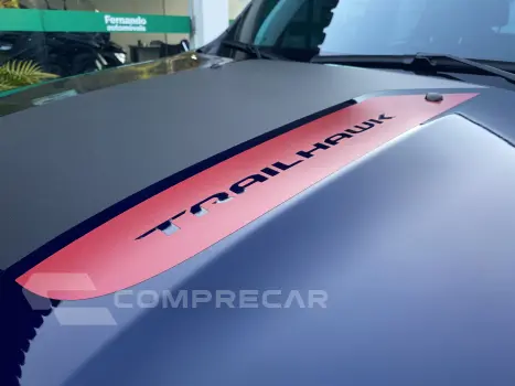 RENEGADE 1.3 T270 Turbo Trailhawk 4X4