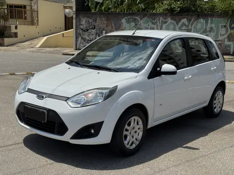 FORD FIESTA 1.6 Rocam SE 8V 4 portas