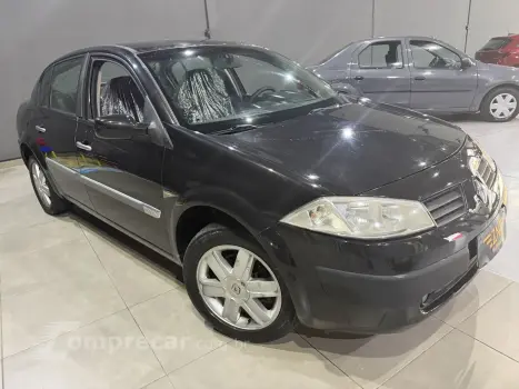 MEGANE 2.0 DYNAMIQUE SEDAN 16V GASOLINA 4P AUTOMÁTICO