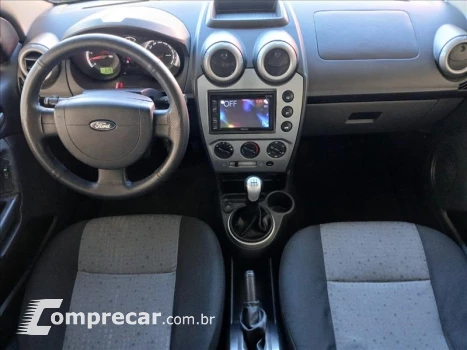 FIESTA 1.6 MPI Class Sedan 8V