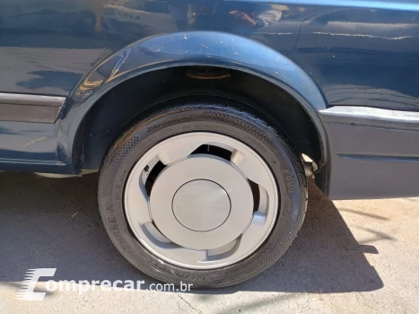 SAVEIRO GL 1.8