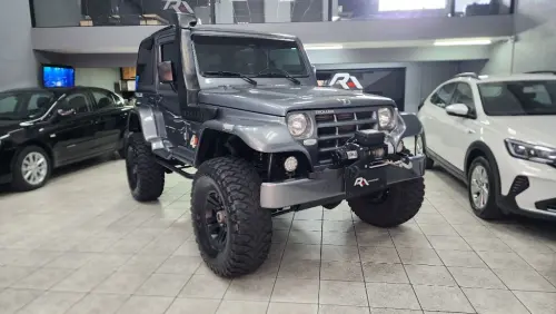 Troller T-4 4x4 3.0 TB Int. Cap. Rígida Diesel 2 portas