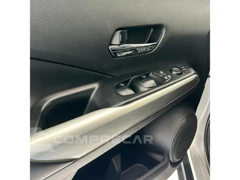 KICKS 1.6 16V FLEXSTART SL 4P XTRONIC