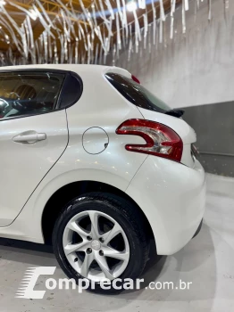 208 1.5 ACTIVE PACK 8V FLEX 4P MANUAL
