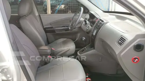 TUCSON 2.0 MPFI GLS 4X2 16V 143cv 2WD
