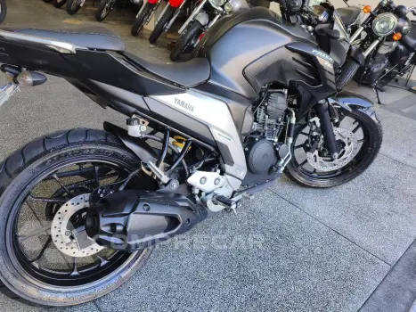 FZ25 250 FAZER FLEX