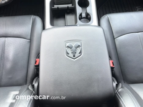 CLASSIC 5.7 V8 GASOLINA LARAMIE CD 4X4 AUTOMÁTICO