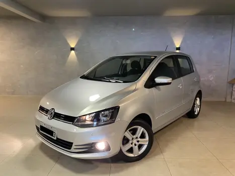 Volkswagen FOX 1.6 MI Comfortline 8V 4 portas