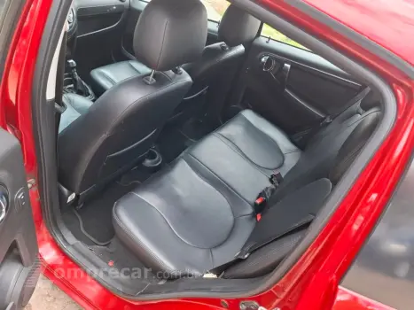 J2 1.4 16V Gasolina 4P Manual