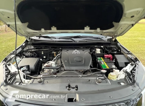 L200 TRITON 2.4 16V Turbo Sport Hpe-s CD 4X4