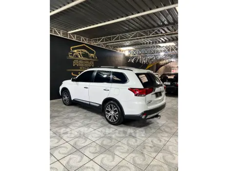 OUTLANDER 2.2 4X4 16V DIESEL 4P AUTOMÁTICO