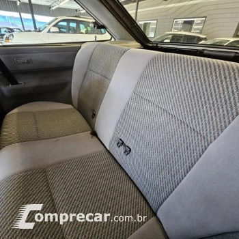 ESCORT 1.8I GL