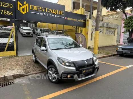 Renault SANDERO STEPWAY Hi-Flex 1.6 16V 5p Aut. 4 portas