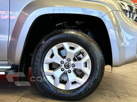 AMAROK 3.0 V6 TDI DIESEL COMFORTLINE CD 4MOTION AUTOMÁTICO