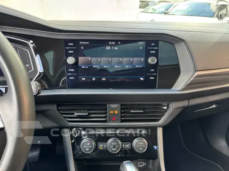 JETTA Comfort. 250 TSI 1.4 Flex 16v Aut.
